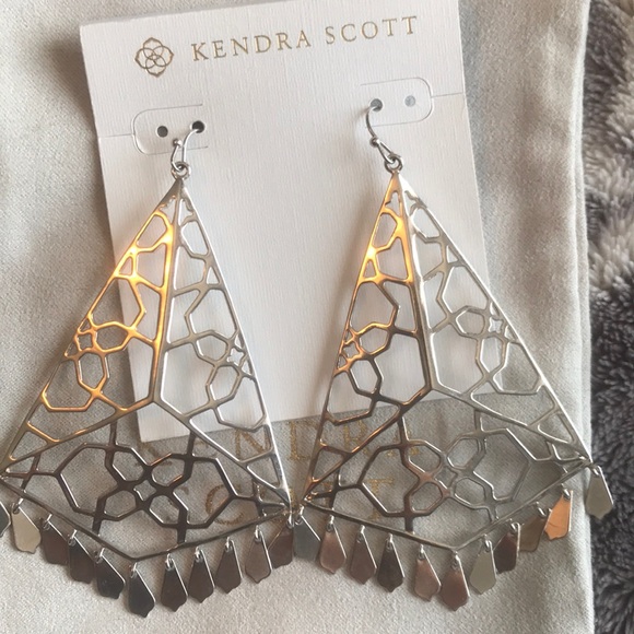 Kendra Scott Jewelry - Kendra Tree Earrings